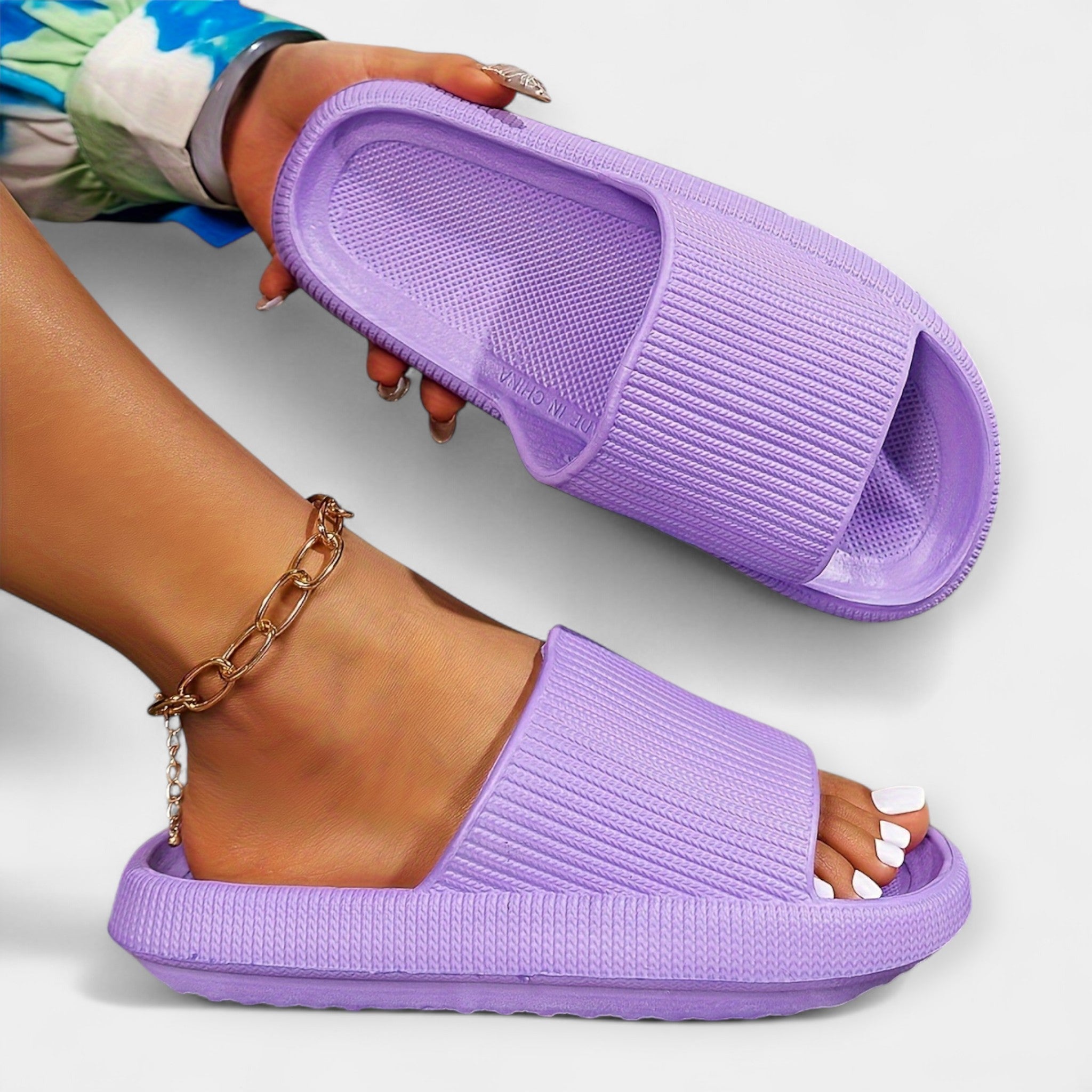 Copati za dom in plažo