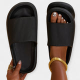 Copati za dom in plažo