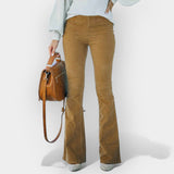 Visok pas hlače s širokimi hlačnicami